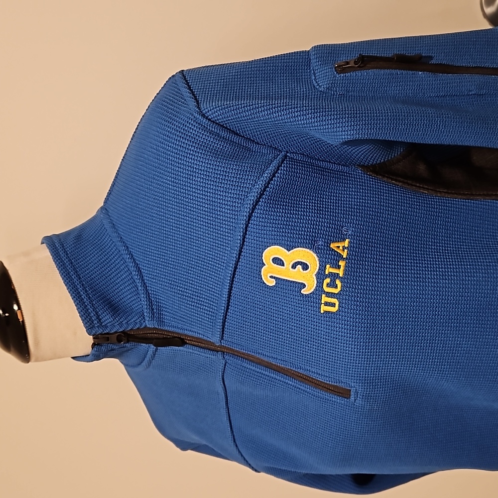 UCLA Official Bruins athletic top Unisex long sleeve pockets fleece Small